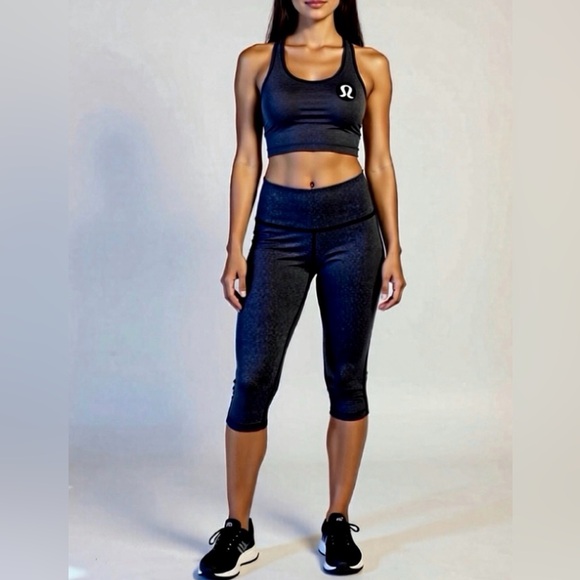 lululemon athletica Pants - Lululemon grey wander under cropped leggings 4